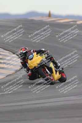 media/Sep-21-2025-Race Pace (Sun) [[98bf33ef95]]/Non Verified/1-Turns 9 and 10 (8am)/